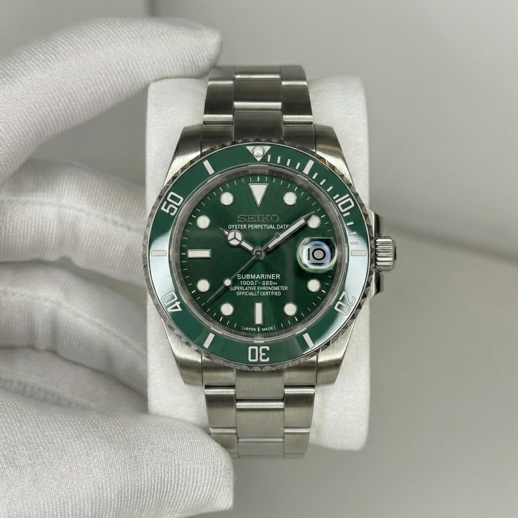 Seiko Submariner Mod Hulk zöld lünetta búváróra