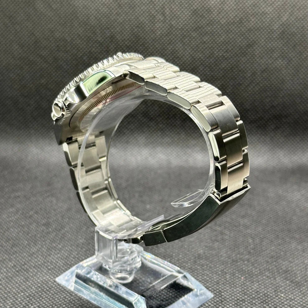 Seiko Submariner Mod – "Hulk" – Zöld lünetta