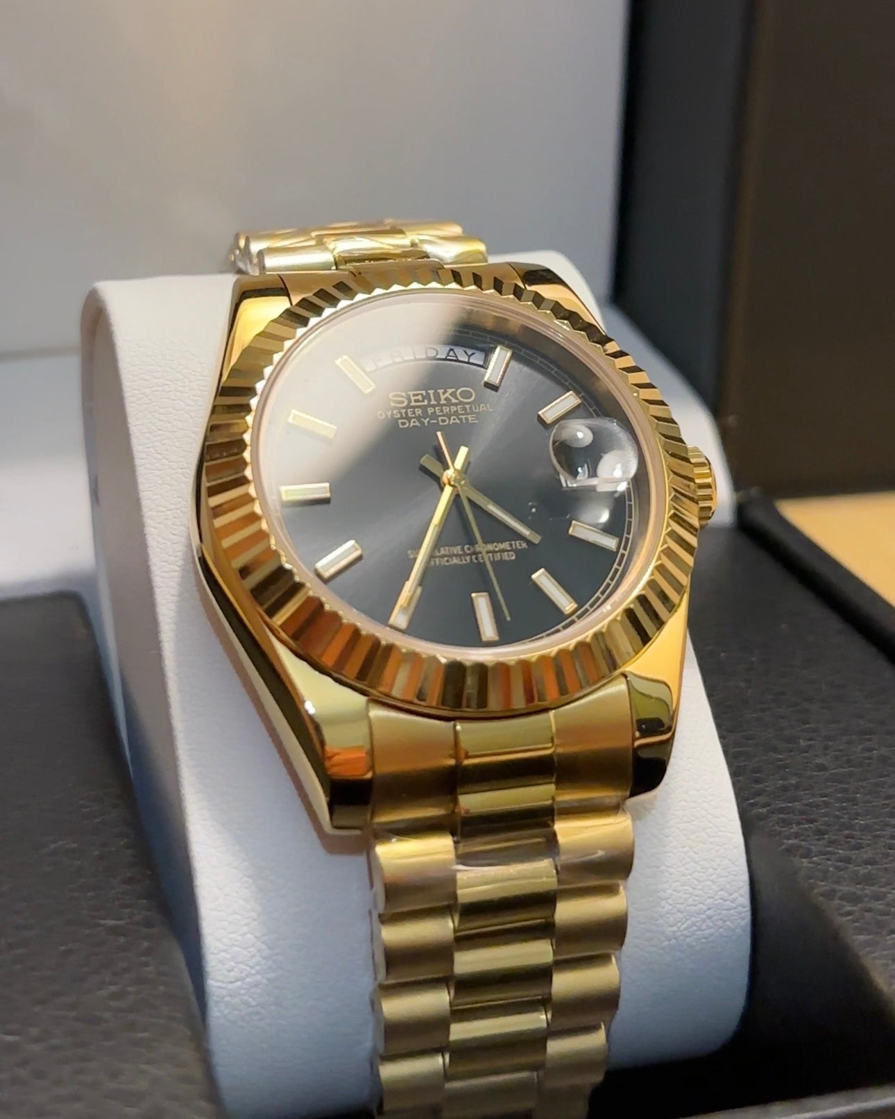 Seiko Daydate Mod – Arany/Fekete – Római számlap