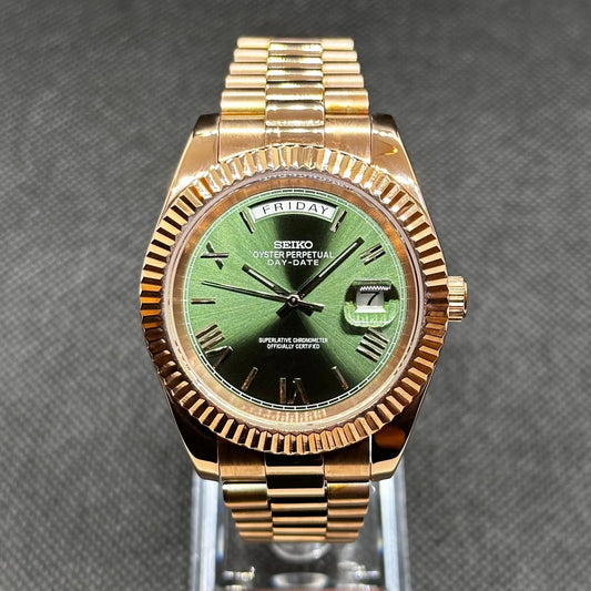 Seiko Daydate Mod – Arany/Zöld – Római számlap