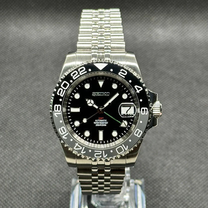 Seiko GMT Mod – "Bruce Wayne" – Prémium fekete számlap