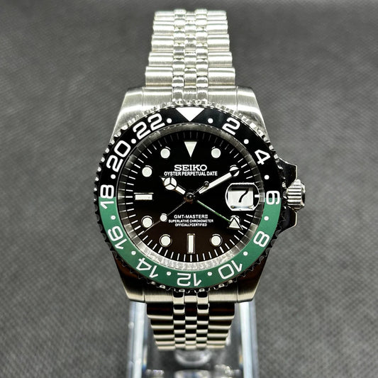 Seiko GMT Mod – "Sprite" – Zöld/Fekete lünetta