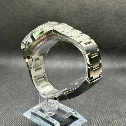 Seiko Submariner Mod – "Hulk" – Zöld lünetta